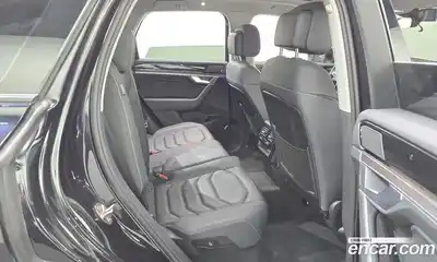 Volkswagen Touareg 2021 3.0 Автомат в Москве № 254820, миниатюра 3