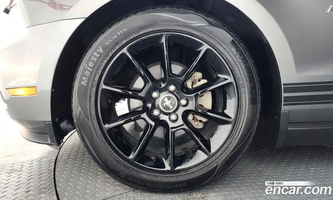 Ford Mustang 2010 4.0 Автомат в Москве № 255542, фото 3