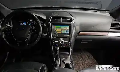 Ford Explorer 2017 3.5 Автомат в Москве № 255701, миниатюра 7