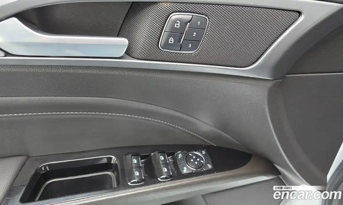 Ford Mondeo 2016 2.0 Автомат в Москве № 268569, фото 14