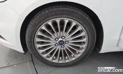 Ford Mondeo 2016 2.0 Автомат в Москве № 268569, миниатюра 3