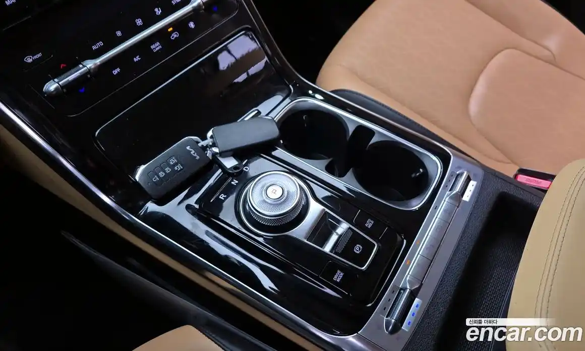 Kia Canival 2023 2.2 Автомат в Москве № 269666, фото 12