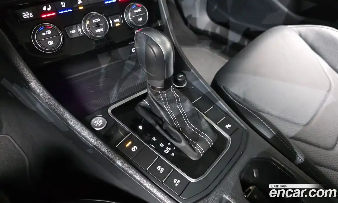 Volkswagen Jetta 2021 1.4 Автомат в Москве № 276338, фото 9