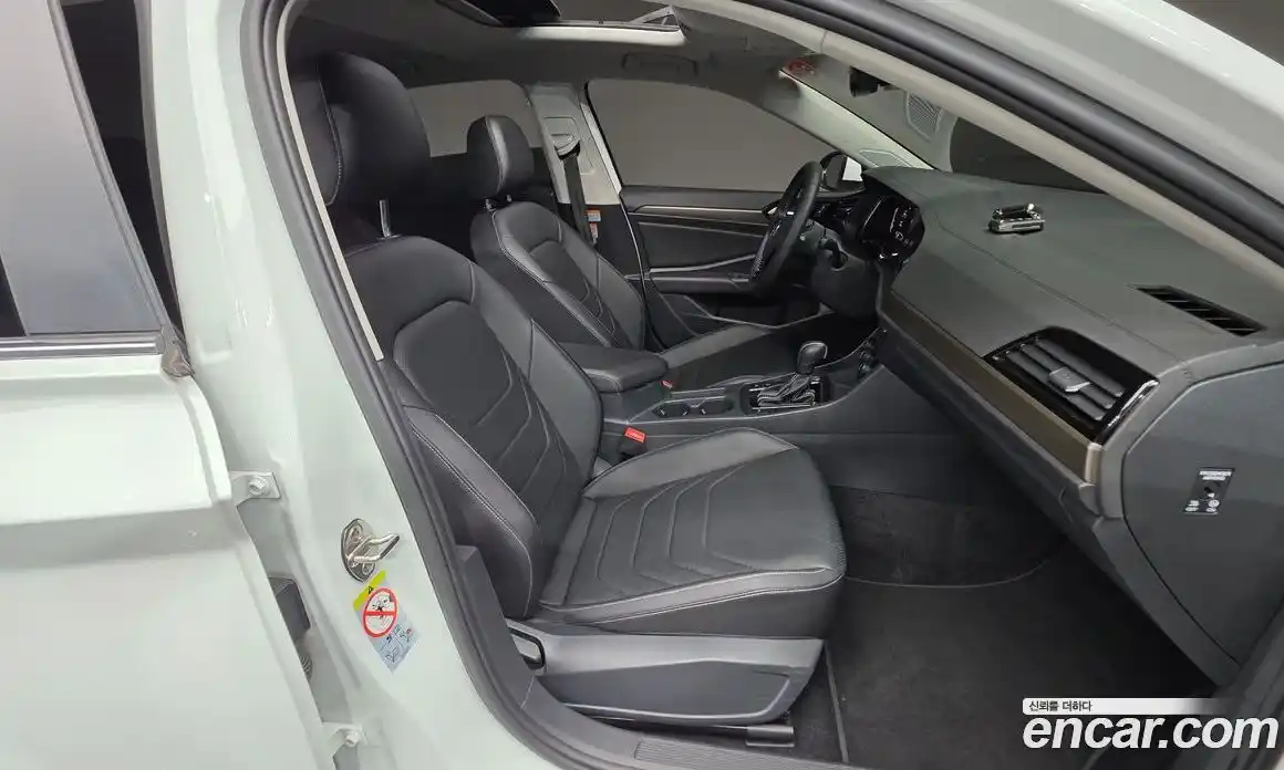 Volkswagen Jetta 2021 1.4 Автомат в Москве № 276338, фото 10