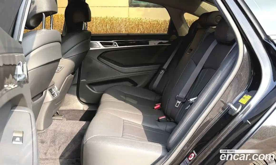 Genesis G80 2018 3.3 Автомат в Москве № 27774, фото 11