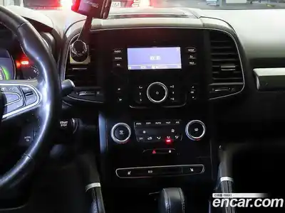 Renault QM6 2023 2.0 Автомат в Москве № 278037, миниатюра 11