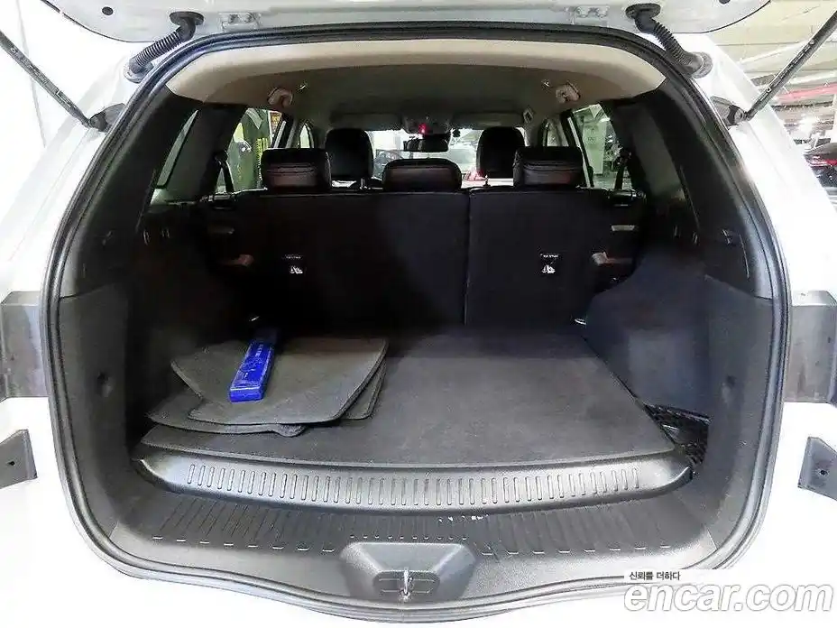 Renault QM6 2023 2.0 Автомат в Москве № 278037, фото 17