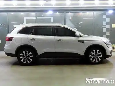 Renault QM6 2023 2.0 Автомат в Москве № 278037, миниатюра 3