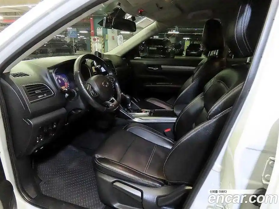 Renault QM6 2023 2.0 Автомат в Москве № 278037, фото 6