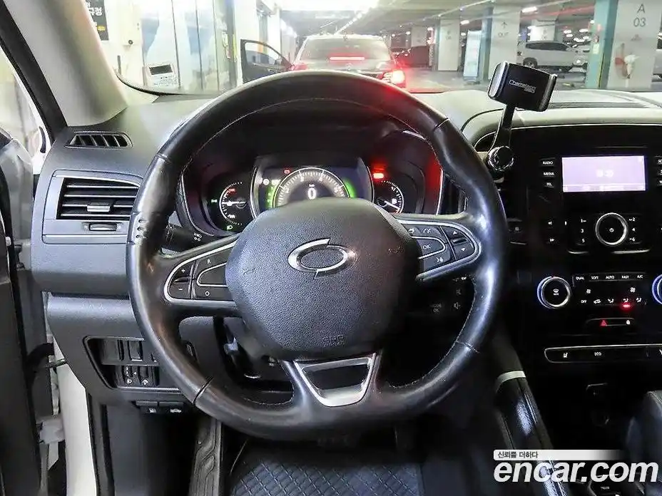 Renault QM6 2023 2.0 Автомат в Москве № 278037, фото 8