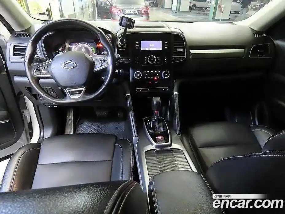 Renault QM6 2023 2.0 Автомат в Москве № 278037, фото 10