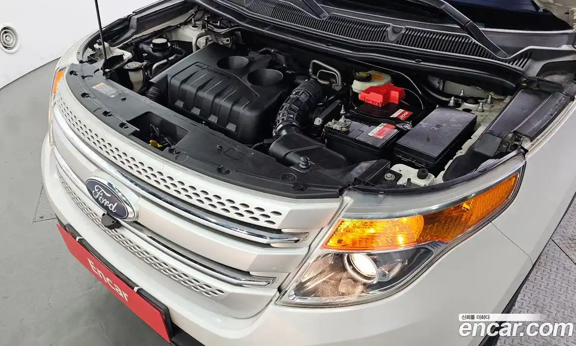 Ford Explorer 2014 2.0 Автомат в Москве № 281298, фото 12