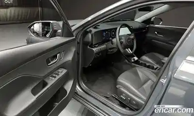 Hyundai Kona 2025 1.6 Автомат в Москве № 281848, миниатюра 4