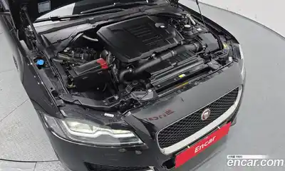 Jaguar XF 2019 2.0 Автомат в Москве № 283656, миниатюра 6