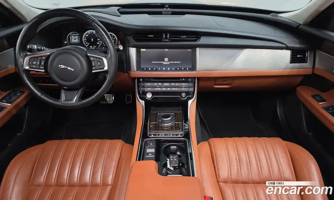 Jaguar XF 2019 2.0 Автомат в Москве № 283656, фото 7