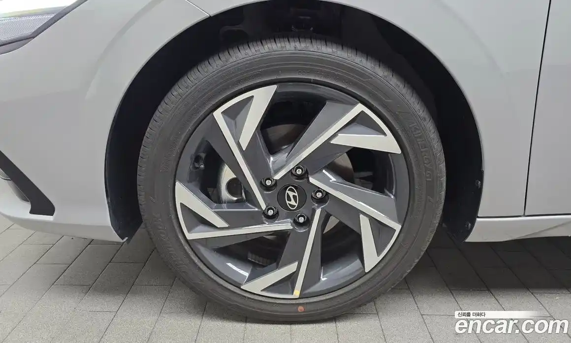 Hyundai Avante 2026 1.6 Автомат в Москве № 300070, фото 4