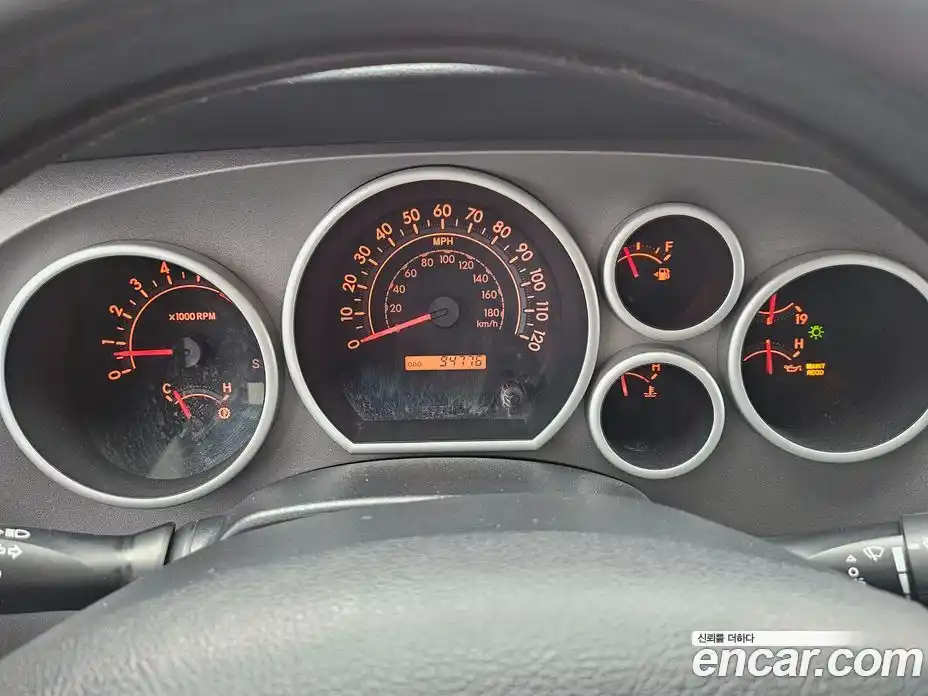 Toyota Tundra 2012 4.6 Автомат в Москве № 302650, фото 8