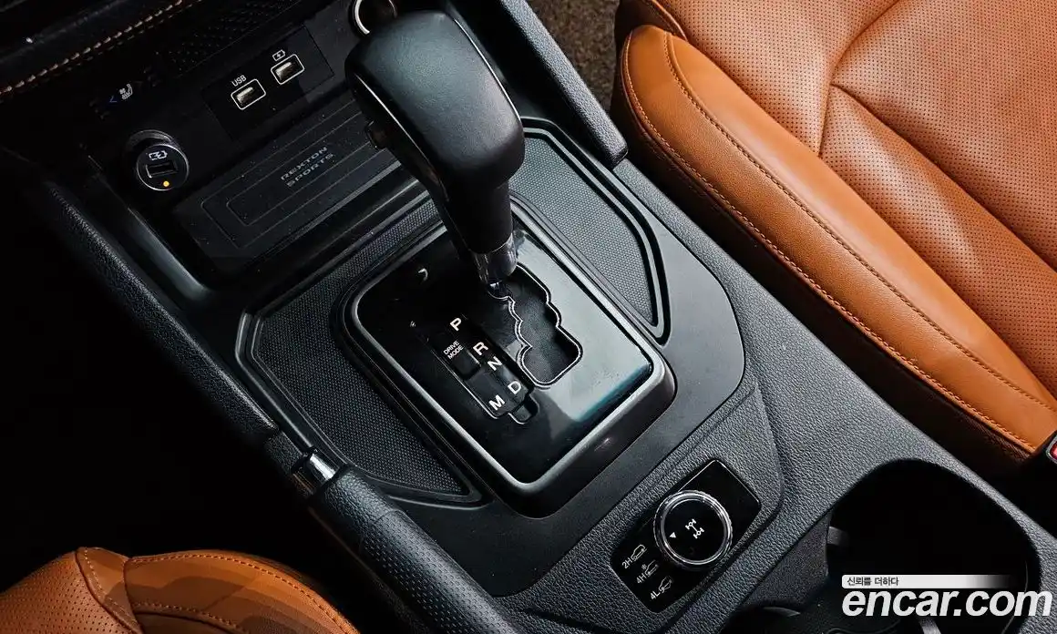 SsangYong Rexton 2023 2.2 Автомат в Москве № 30384, фото 3