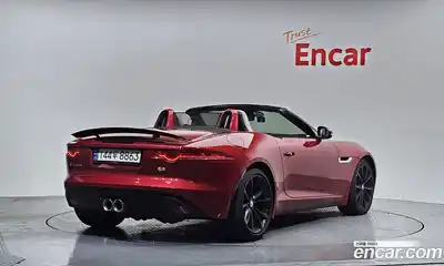 Jaguar F-Type, 2014