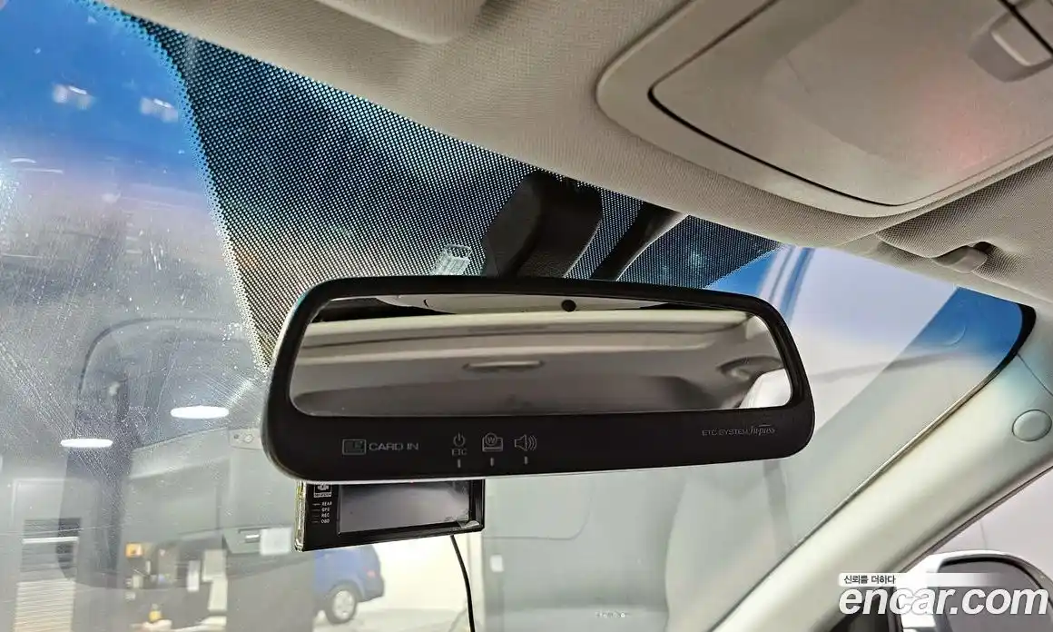 SsangYong Korando 2012 2.0 Механическая в Москве № 31182, фото 17