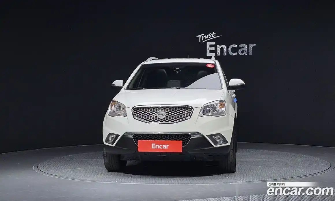 SsangYong Korando 2012 2.0 Механическая в Москве № 31182, фото 3