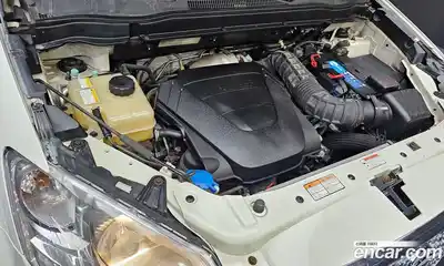 SsangYong Korando 2012 2.0 Механическая в Москве № 31182, миниатюра 6