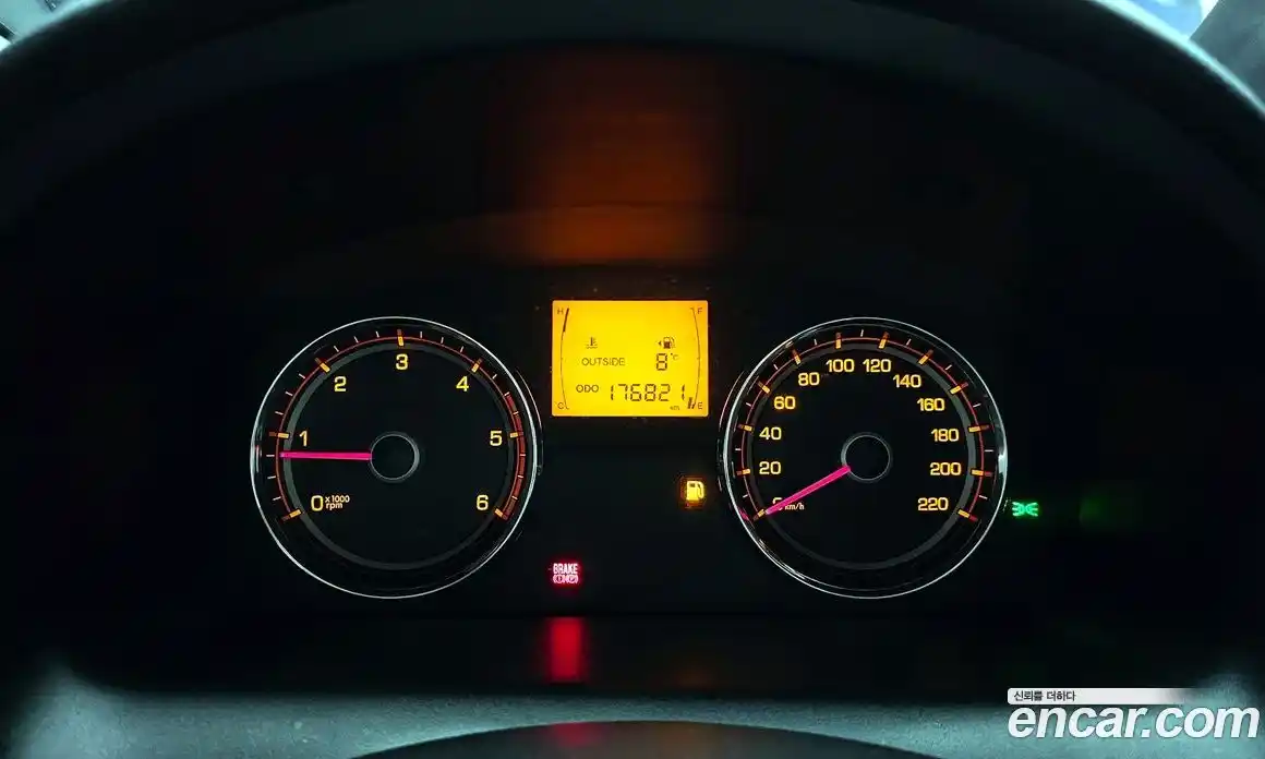 SsangYong Korando 2012 2.0 Механическая в Москве № 31182, фото 8