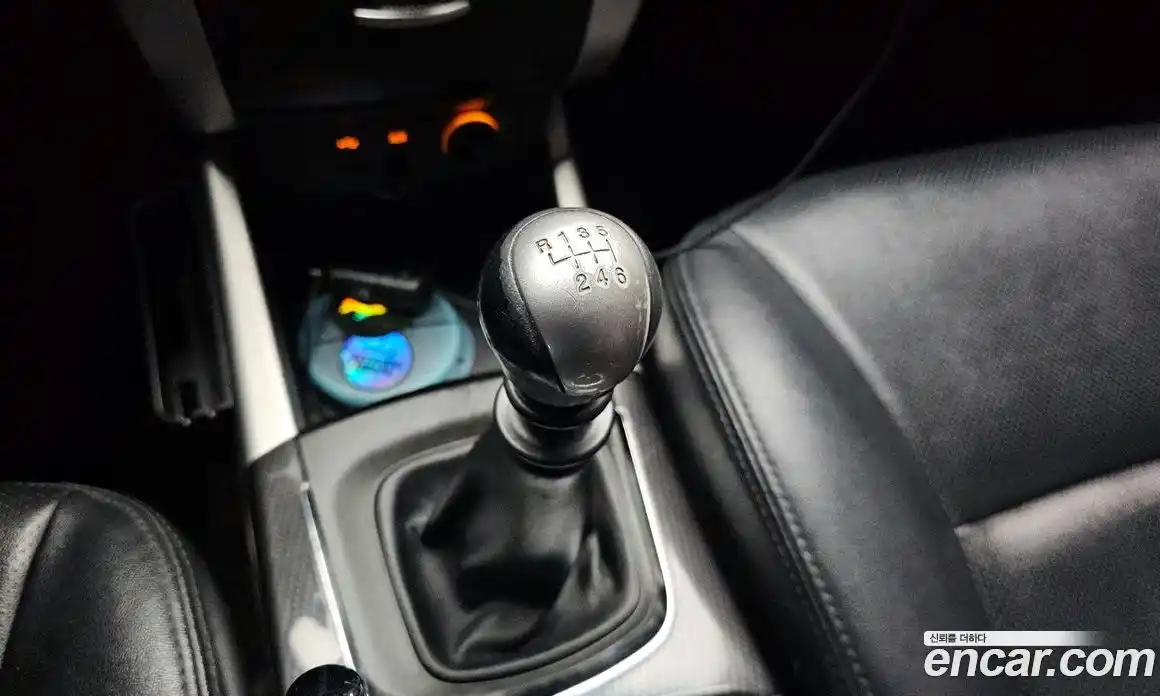 SsangYong Korando 2012 2.0 Механическая в Москве № 31182, фото 9