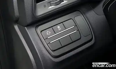 SsangYong TIBOLI 2016 1.6 Автомат в Москве № 31323, миниатюра 2