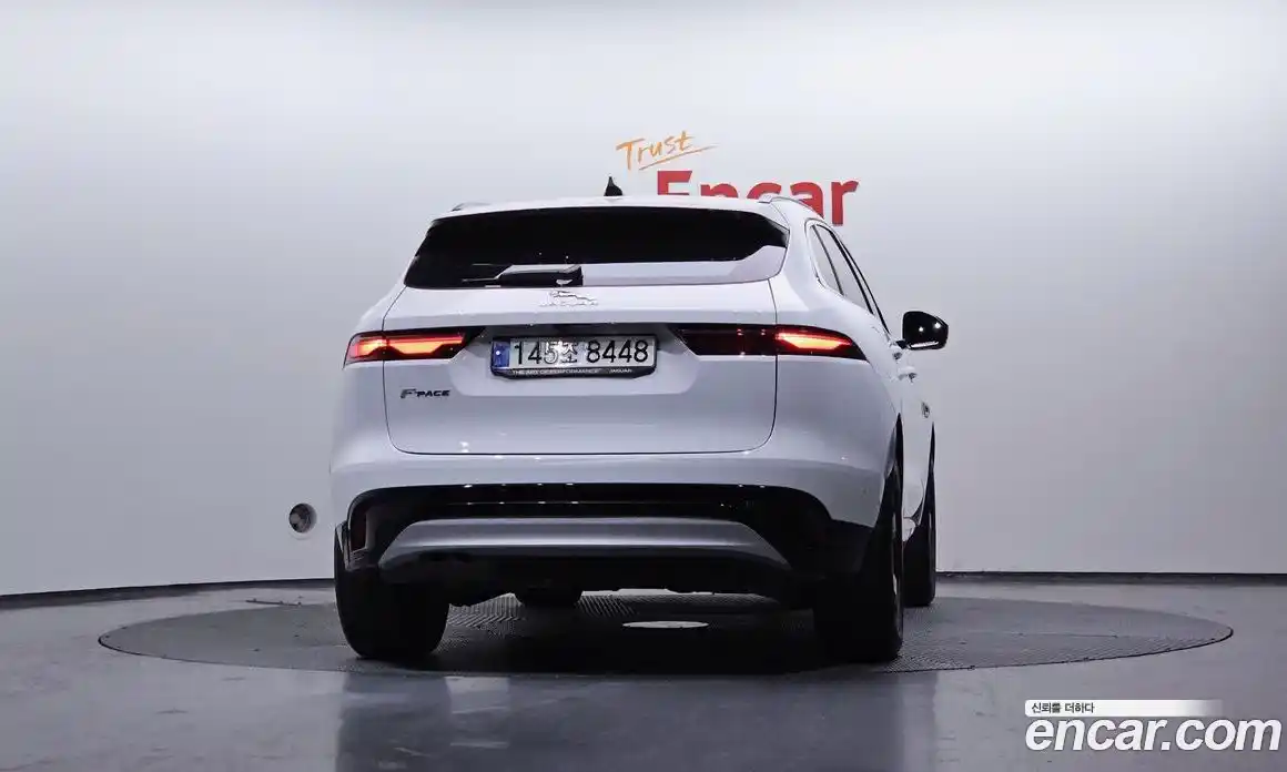 Jaguar F-Pace 2021 2.0 Автомат в Москве № 314090, фото 13