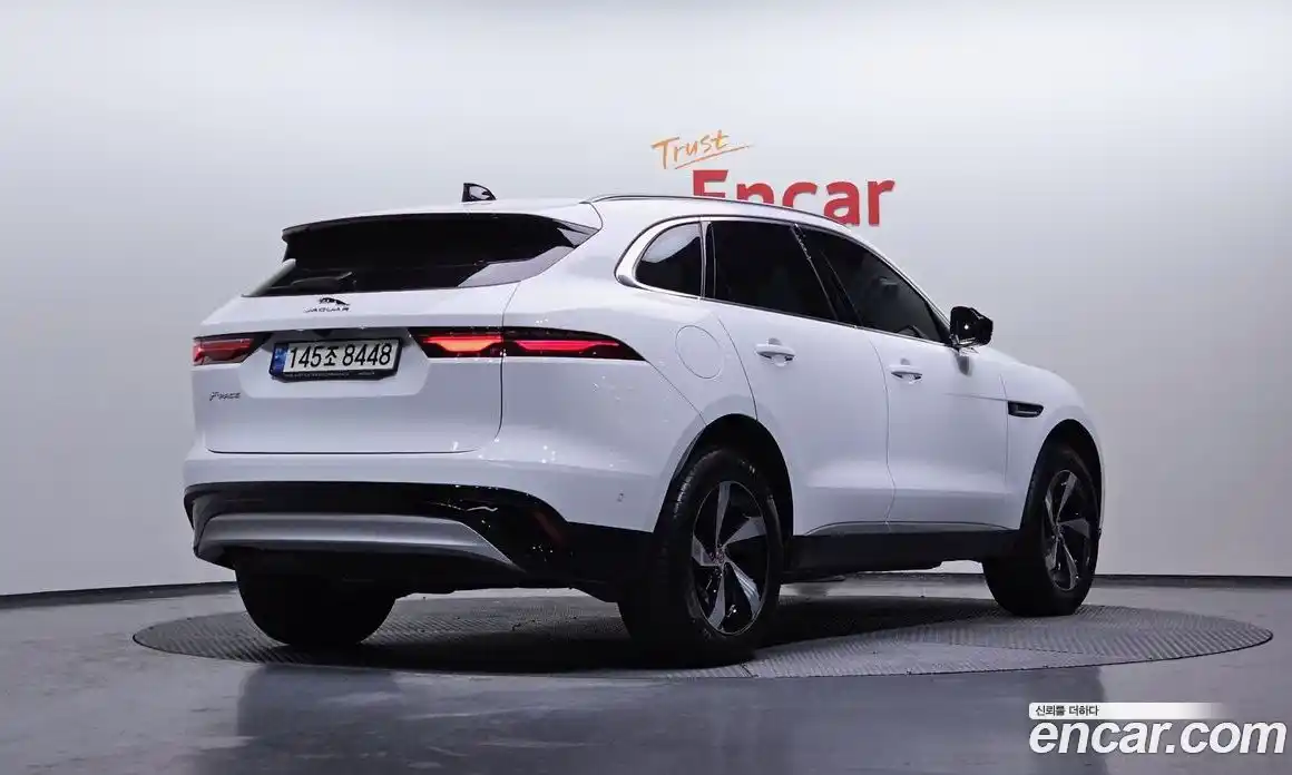 Jaguar F-Pace 2021 2.0 Автомат в Москве № 314090, фото 15