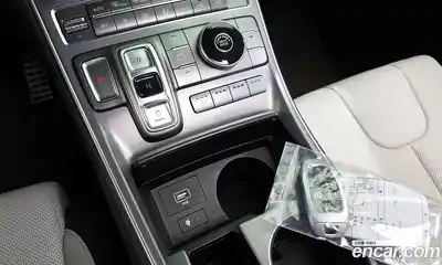 Hyundai Santa Fe 2021 2.5 Автомат в Москве № 319555, миниатюра 9