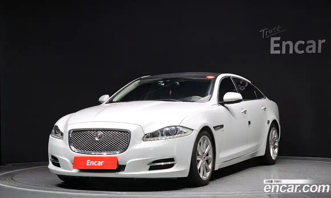Jaguar XJ 2014 3.0 Автомат в Москве № 320137, фото 4