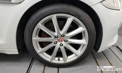 Jaguar XJ 2014 3.0 Автомат в Москве № 320137, миниатюра 8