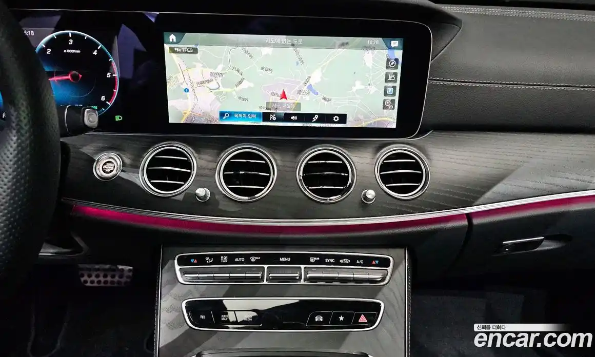 Mercedes-Benz E-Class 2023 1.9 Автомат в Москве № 321815, фото 12