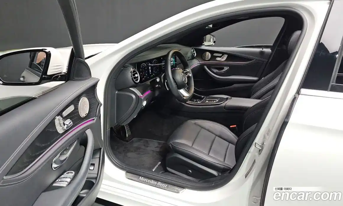 Mercedes-Benz E-Class 2023 1.9 Автомат в Москве № 321815, фото 10