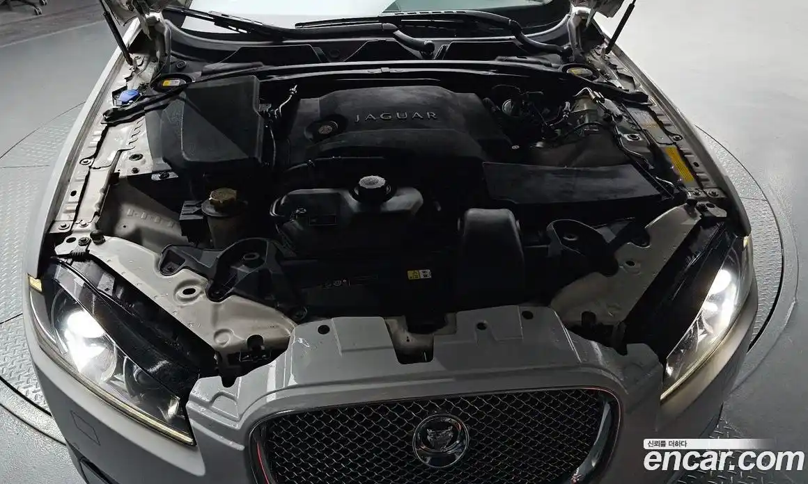 Jaguar XF 2013 3.0 Автомат в Москве № 331507, фото 6