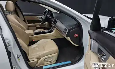 Jaguar XF 2013 3.0 Автомат в Москве № 331507, миниатюра 10