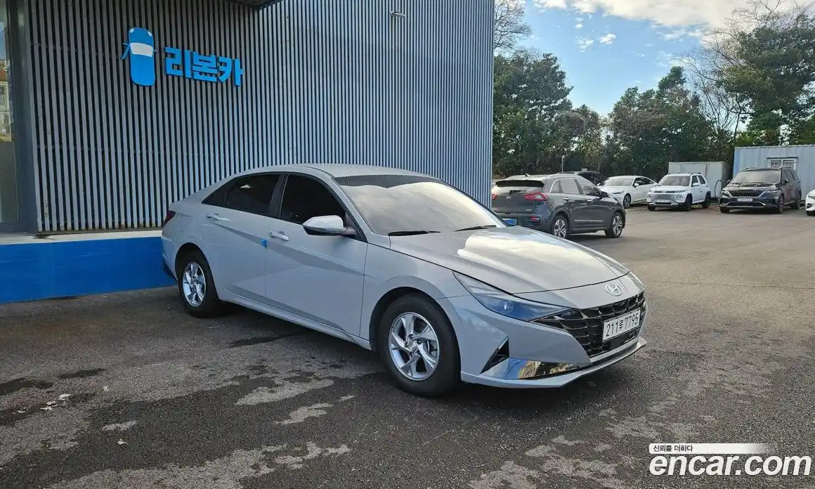 Hyundai Avante 2022 1.6 Автомат в Москве № 3344, фото 3