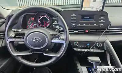 Hyundai Avante 2022 1.6 Автомат в Москве № 3344, миниатюра 10
