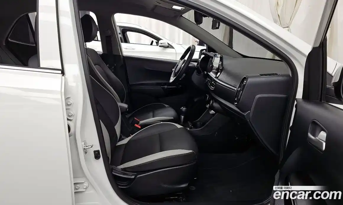 Kia Morning 2023 1.0 Автомат в Москве № 337558, фото 18