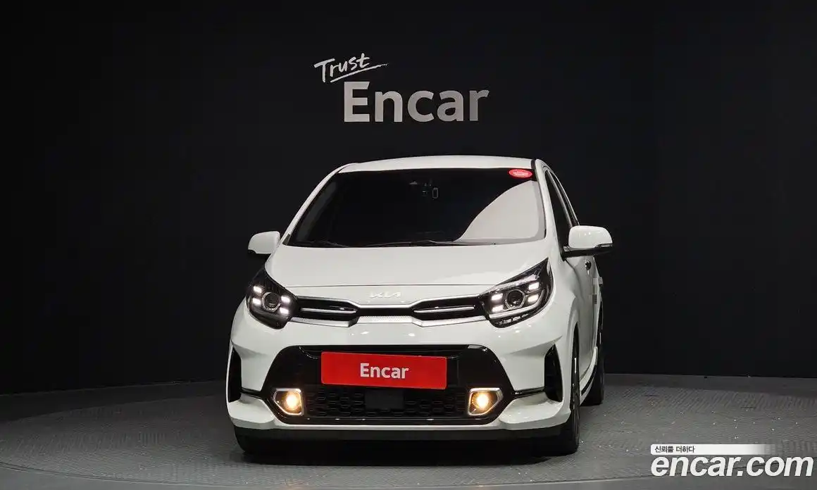 Kia Morning 2023 1.0 Автомат в Москве № 337558, фото 10