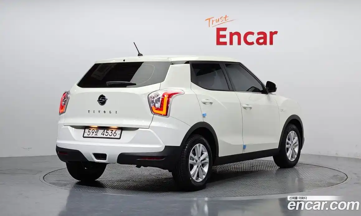 SsangYong TIBOLI 2015 1.6 Автомат в Москве № 35170, фото 14