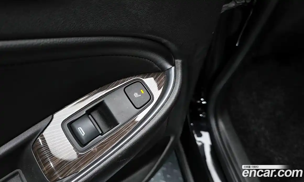 Chevrolet Malibu 2017 2.0 Автомат в Москве № 354663, фото 17