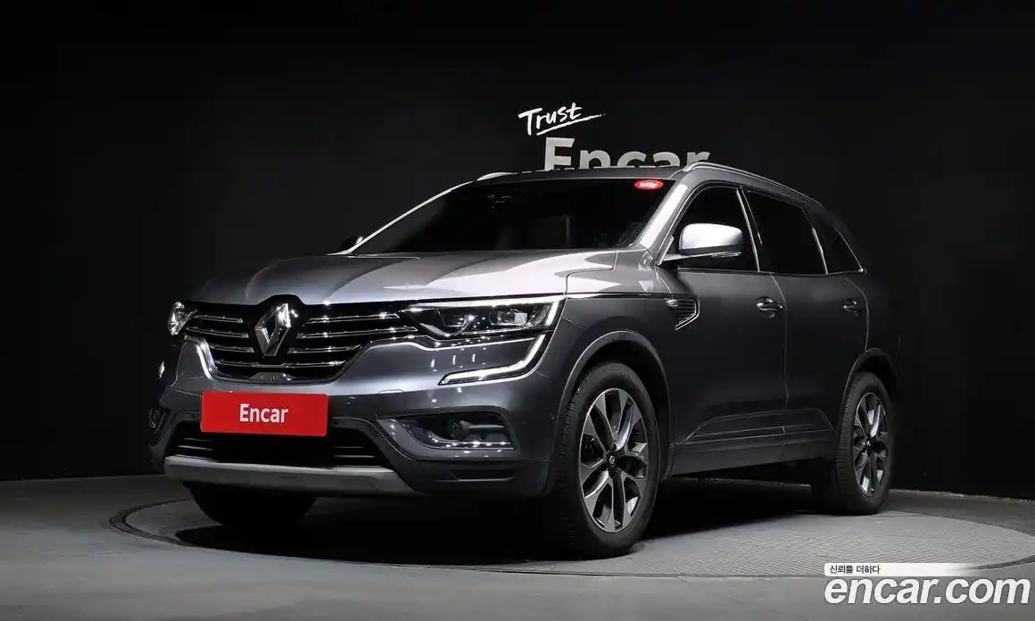 Renault QM6 2017 2.0 Автомат в Москве № 357663, фото 1