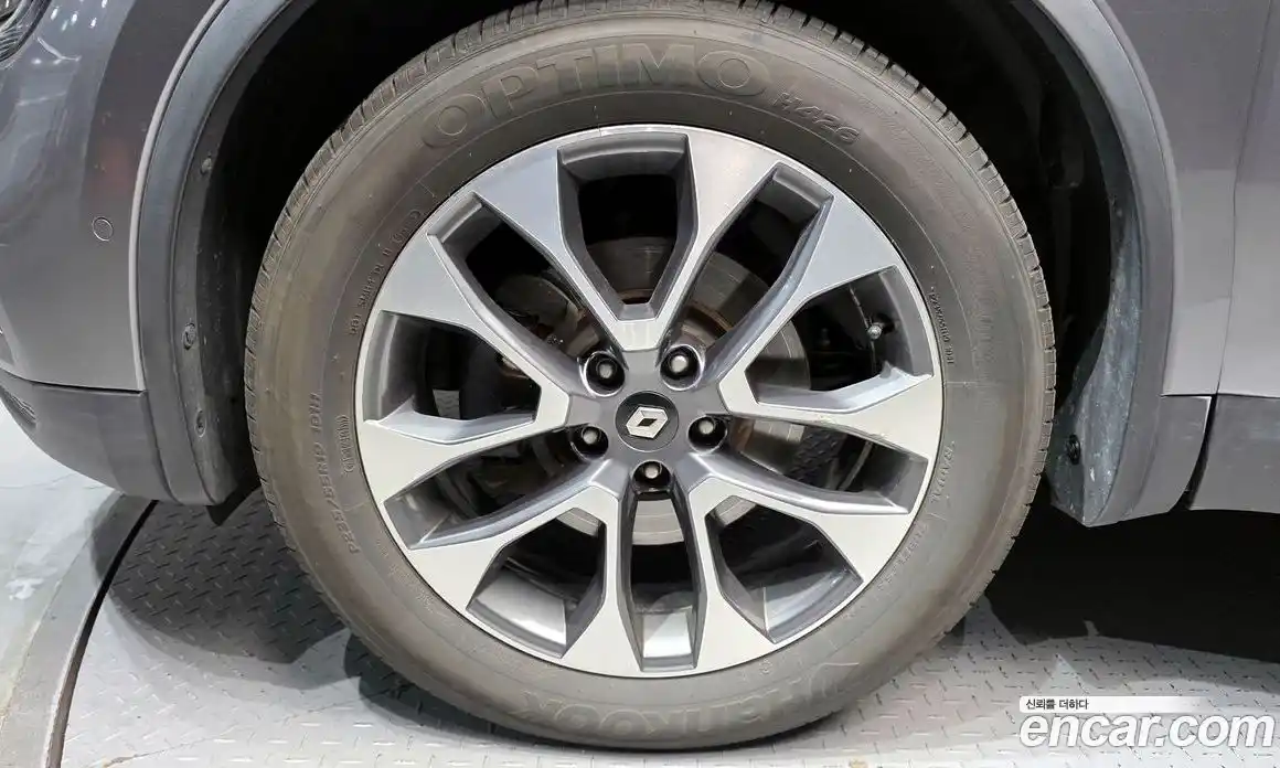 Renault QM6 2017 2.0 Автомат в Москве № 357663, фото 5