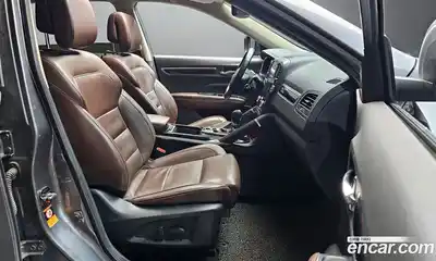 Renault QM6 2017 2.0 Автомат в Москве № 357663, миниатюра 10