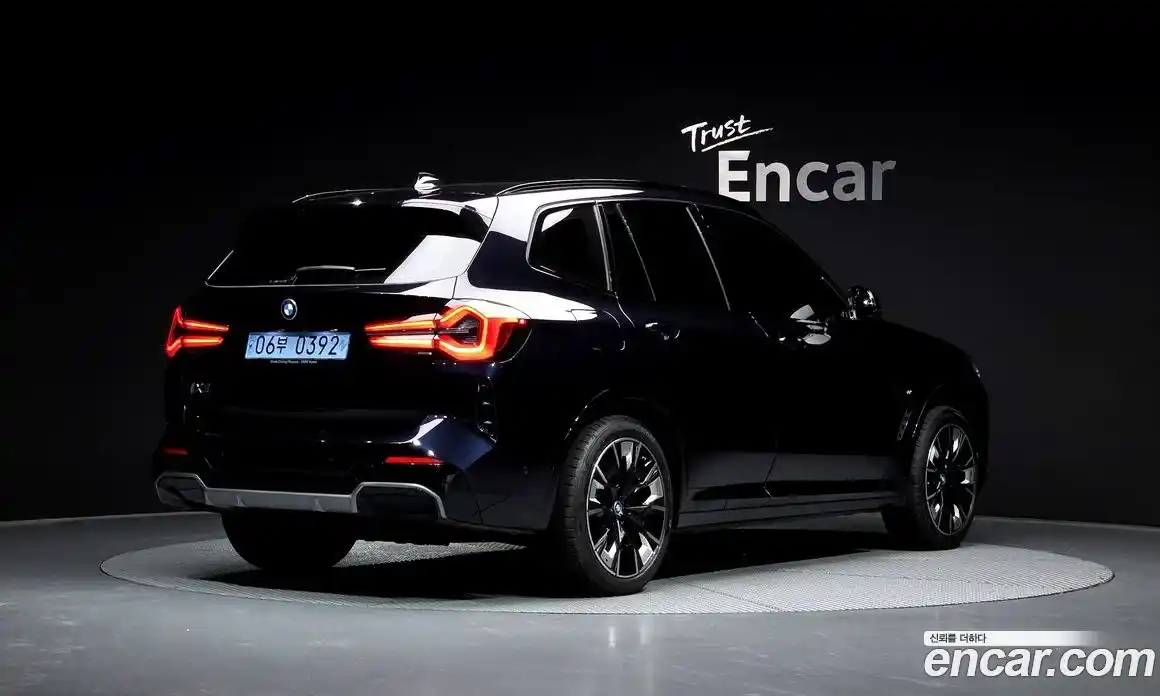 BMW iX3 2023 0.2 Автомат в Москве № 362626, фото 1