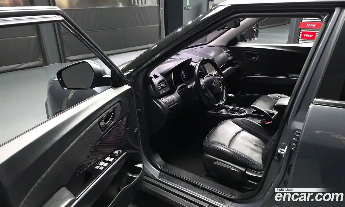 SsangYong TIBOLI 2018 1.6 Автомат в Москве № 369311, фото 10