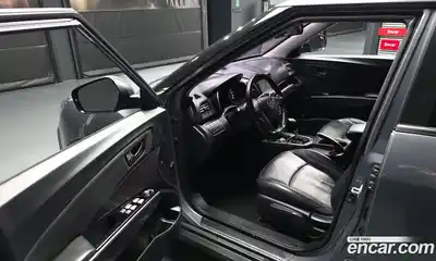 SsangYong TIBOLI 2018 1.6 Автомат в Москве № 369311, миниатюра 10